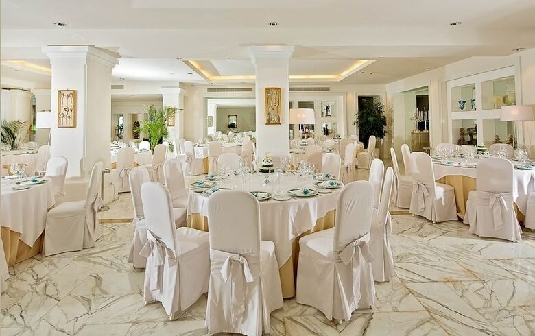Grand Hotel Riviera(.)