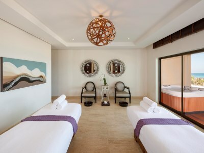 Hotel Desert Island Resort And Spa By Anantara