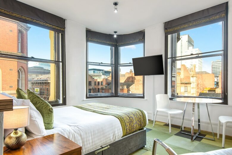 Aparthotel Roomzzz Manchester