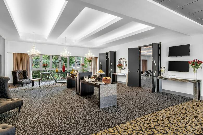 Hotel Protea Fire & Ice Melrose Arch