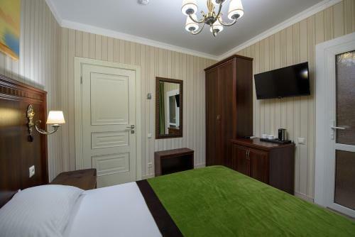 Hostal Udacha Plus Guest House