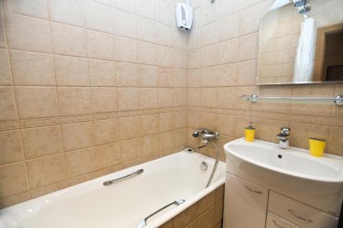 Apartamento Kvart-hotel Smolenskiy