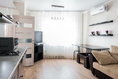 Homehotel On Filimonovskaya 78 Apartment