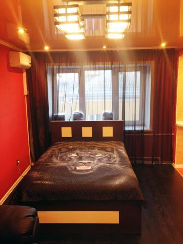 Apartment On Trekhsvyatskaya 28