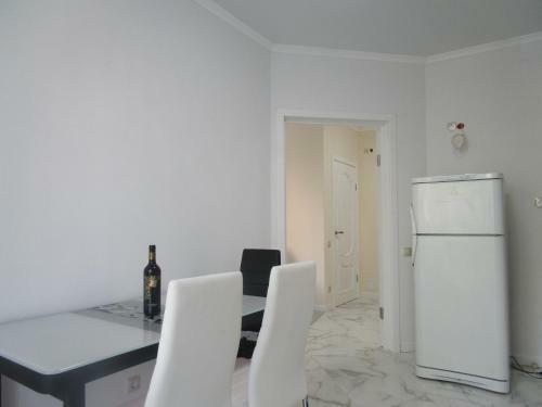 Apartment Kaliningradskiy Prospekt 79 B