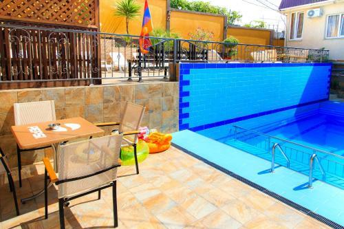 Hostal Victoria Plus Guest House