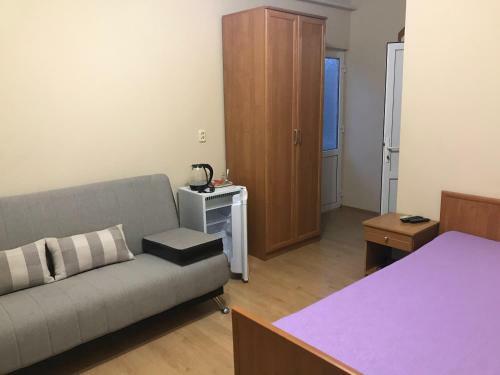 Hostal Oasis Guest House