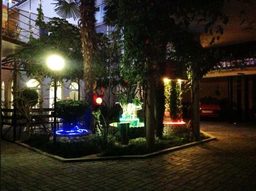 Hostal Oasis Guest House