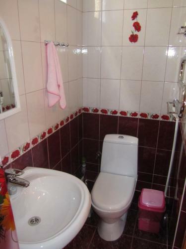 Hostal Lidiya Guest House