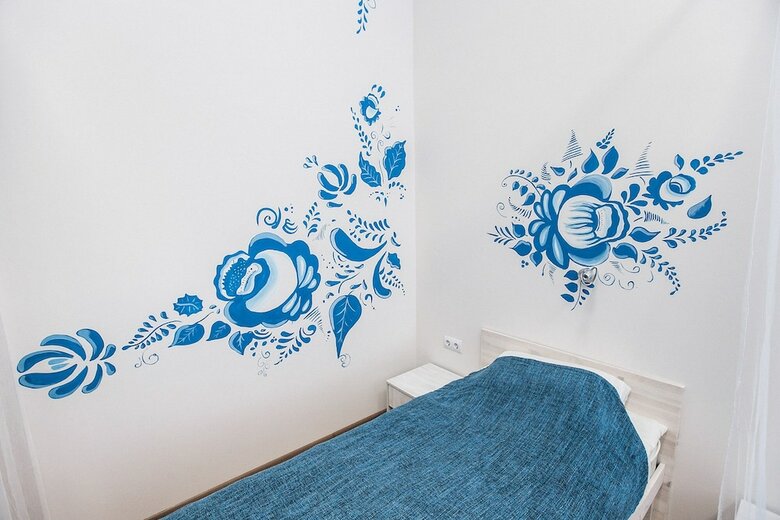 Yes! Hostel
