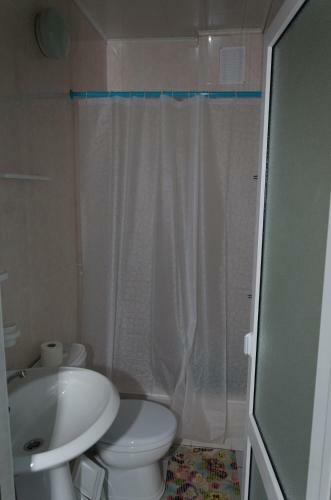 Hostal Bely Aist Guest House