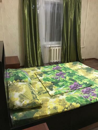 Apartment On Chuykova 37