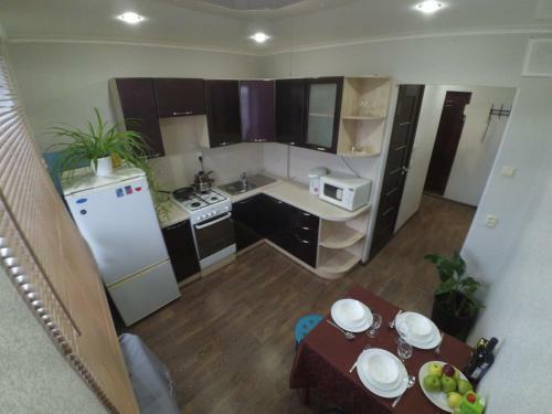 Apartment On Adoratskogo 42