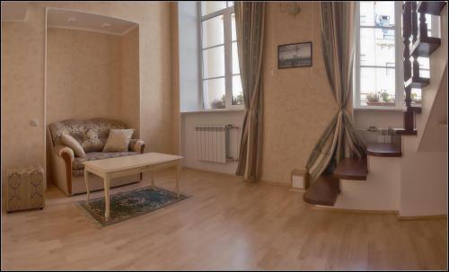 Apartments On Italianskaya 1