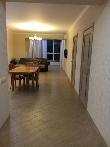 Apartment Na Pervomayskoy 19