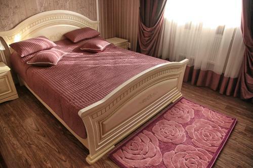 Hostal Dinastiya Guest House