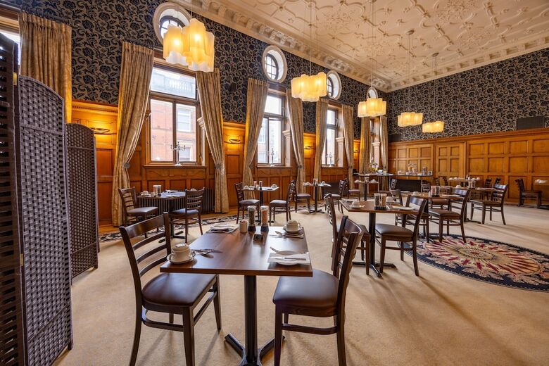 Cathedral Quarter Hotel(.)