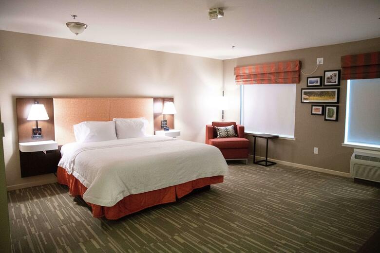 Hotel Hampton Inn And Suites Fresno