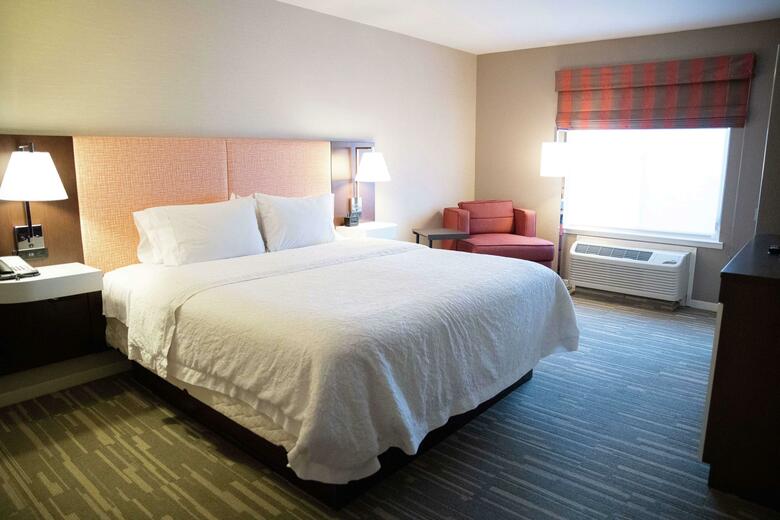 Hotel Hampton Inn And Suites Fresno