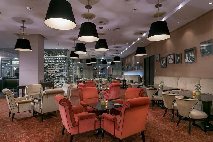 Hotel Kempinski River Park