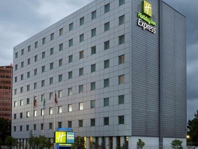 Hotel Holiday Inn Express Geneva Airport