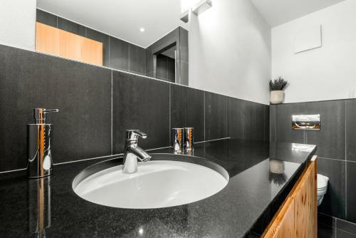 Ari Resort Apartments
