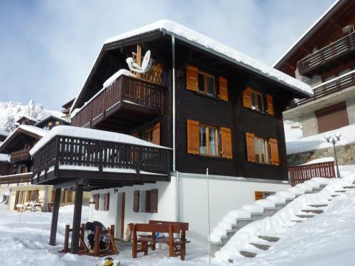 Chalet Valaisia