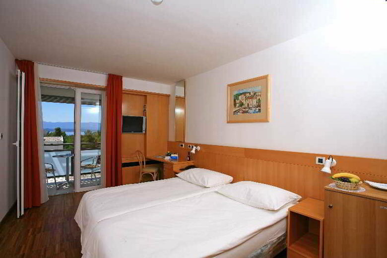 Hotel Elaphusa