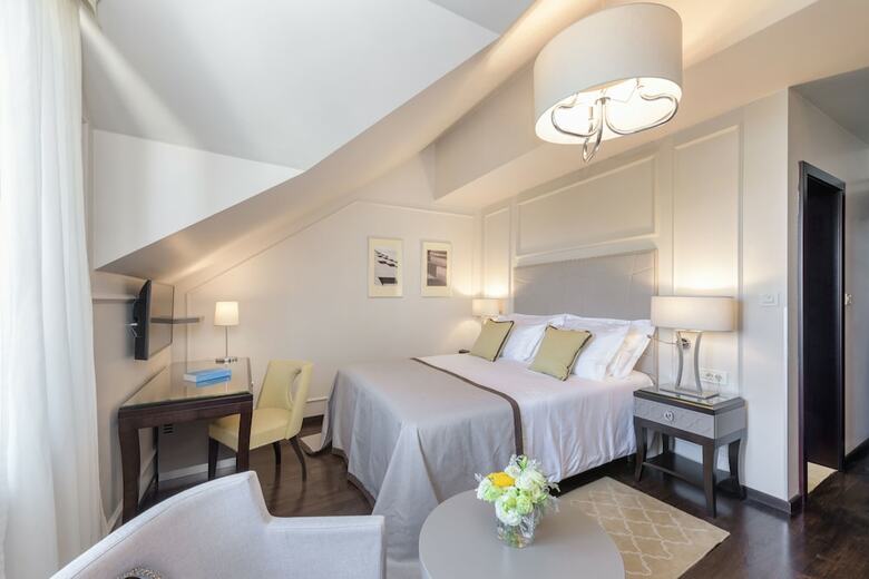 Hotel Bastion