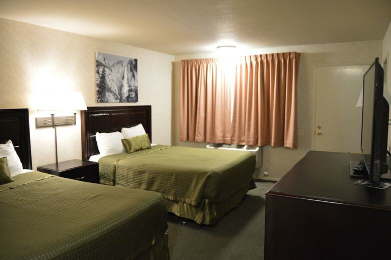 Hotel Cedar Lodge