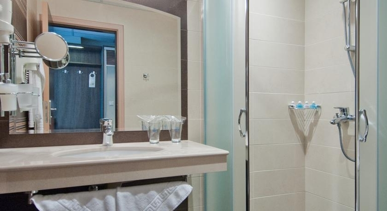 Hotel Lti Neptun Beach Hotel
