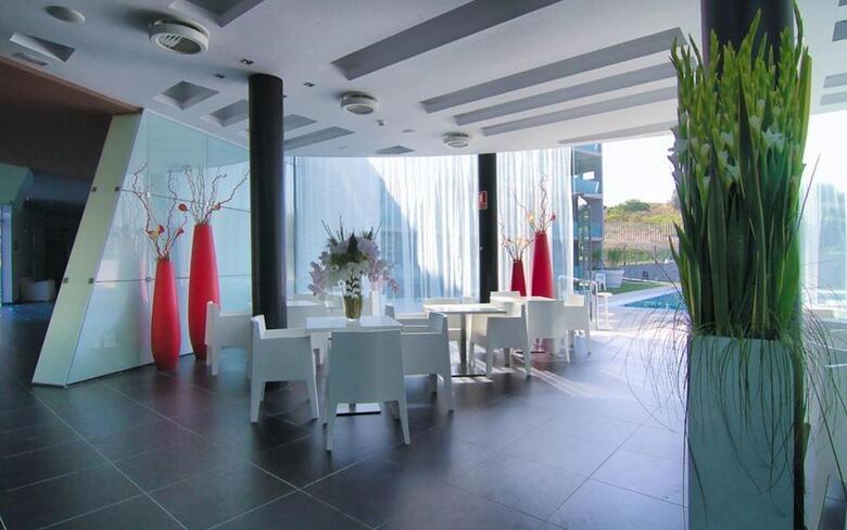 Aparthotel Apolo Suites Rentalmar