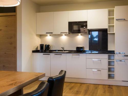 Apartment Priv� Alpine Lodge Dlx1
