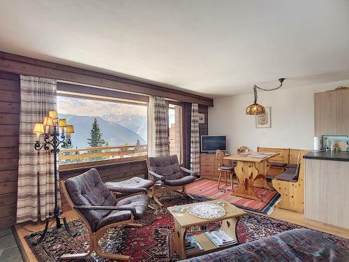 One-bedroom Apartment Tayannes 223