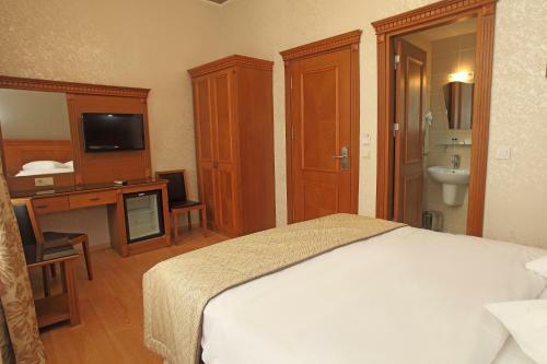Hotel New House