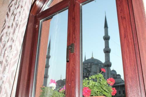Hostal Ararat Hotel