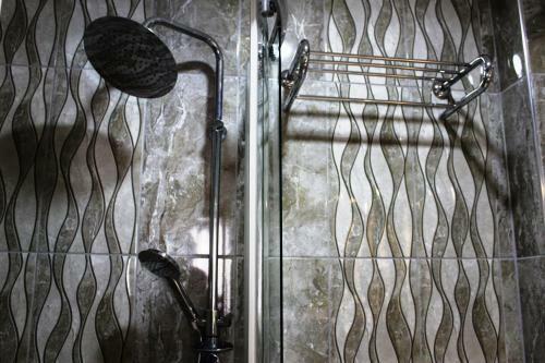 Hostal Ararat Hotel