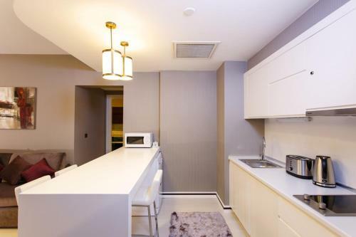 Apartamento Flora Suites Ata?ehir