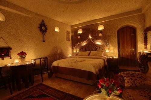 Hostal Safran Cave Hotel