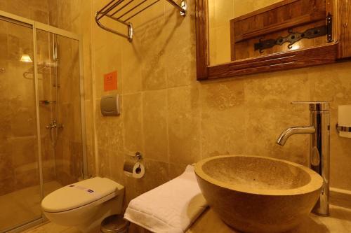 Hostal Safran Cave Hotel