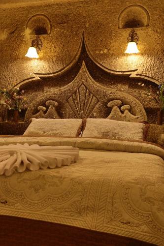 Hostal Safran Cave Hotel