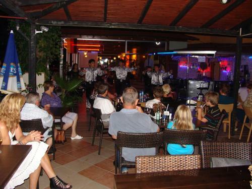 Kleopatra Ikiz Hotel