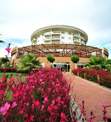 Hotel Sea World Resort & Spa