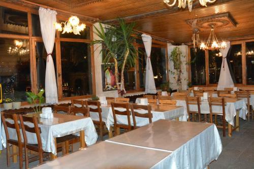 Posada Travel Inn Cave Hotel