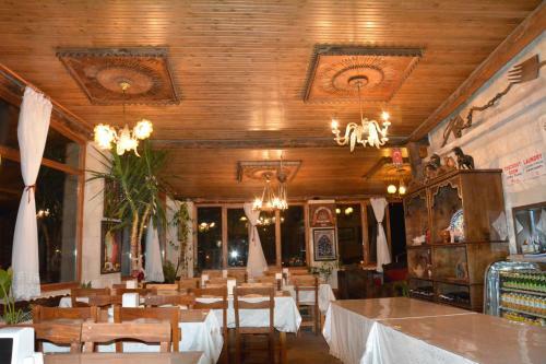Posada Travel Inn Cave Hotel