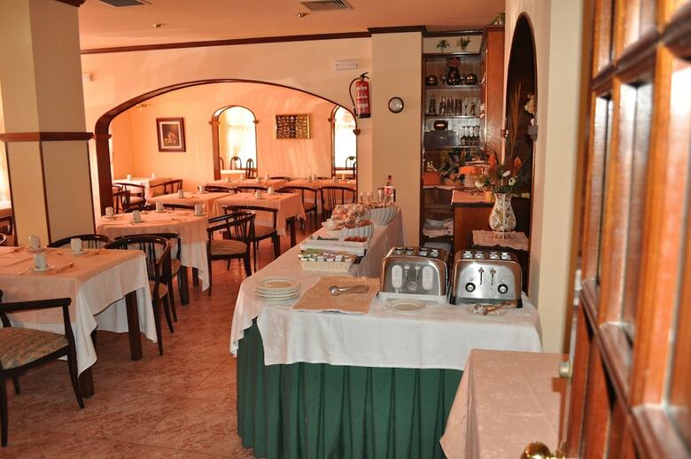 Hotel Pelayo Isla
