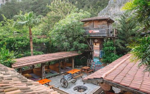 Albergue Kadir's Top Tree Houses