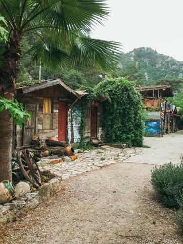 Albergue Kadir's Top Tree Houses