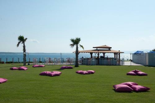 Piril Hotel