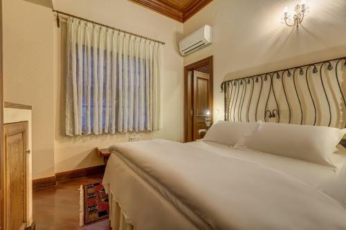 Kaucuk Hotel
